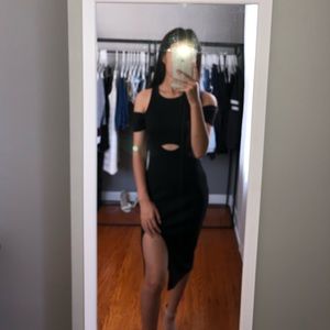 ‼️SOLD‼️Zara | Open-Shoulder Bodycon Dress